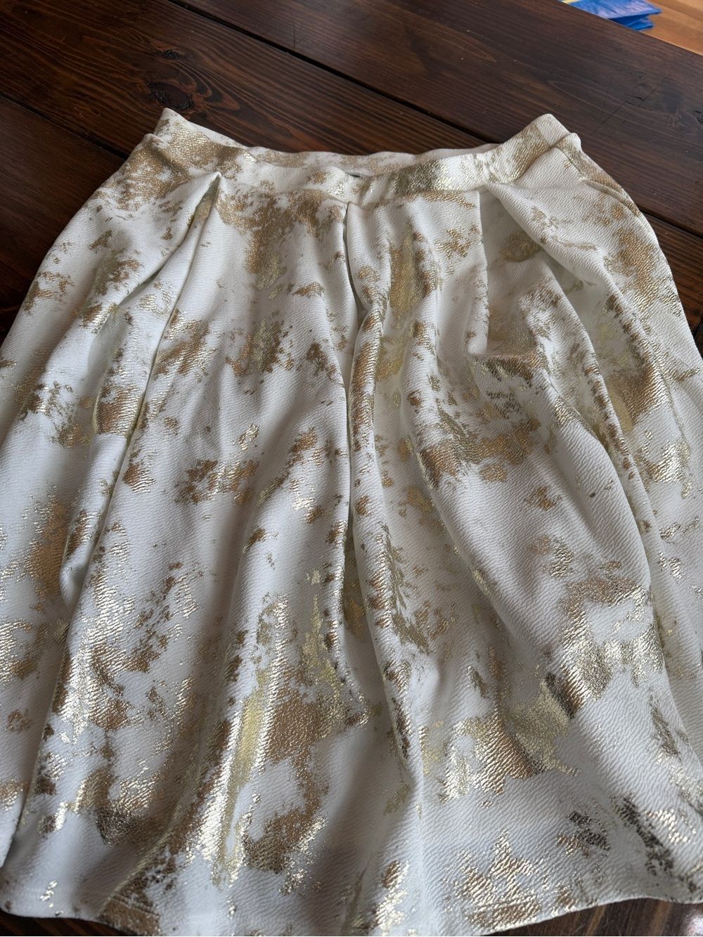LuLaRoe White and Gold Metallic A-Line Skirt